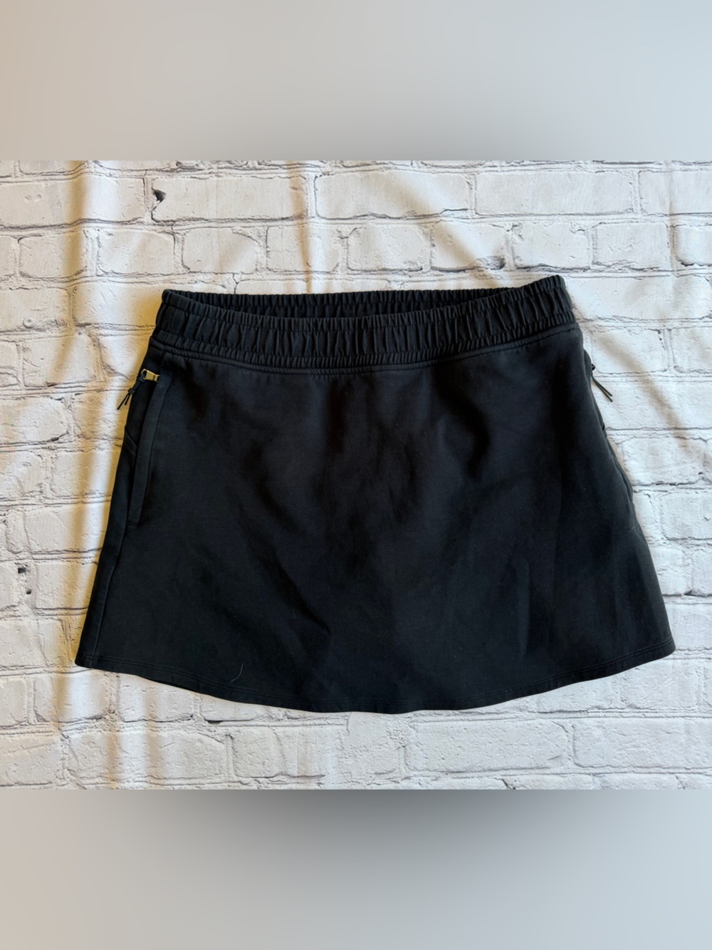 Old Navy Active Dynamic Fleece Short Skort Women's Black Large Zip Pockets